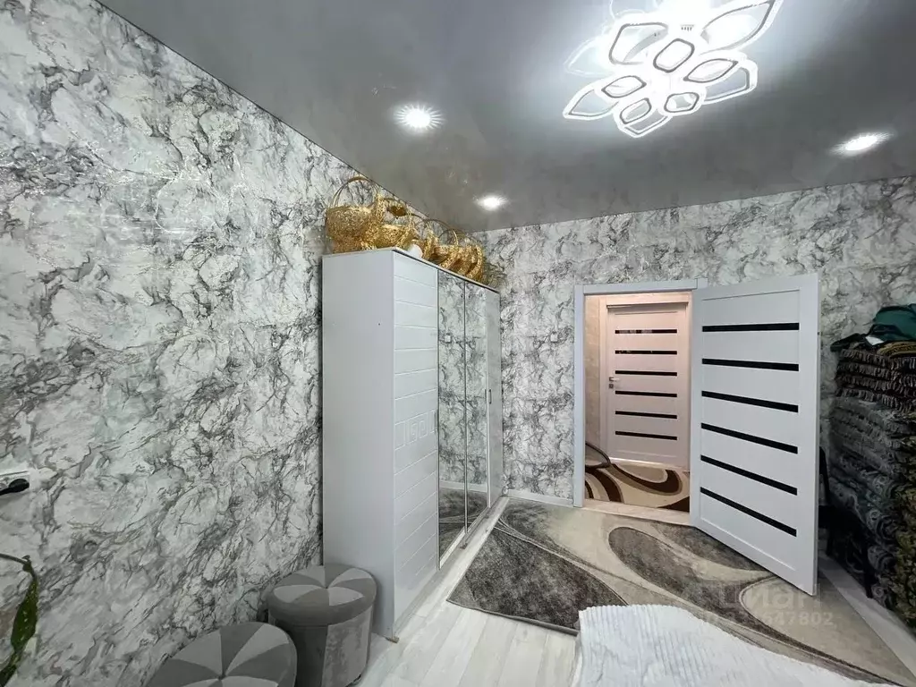 3-к кв. Иркутская область, Ангарск 8-й кв-л, 4 (70.0 м) - Фото 1