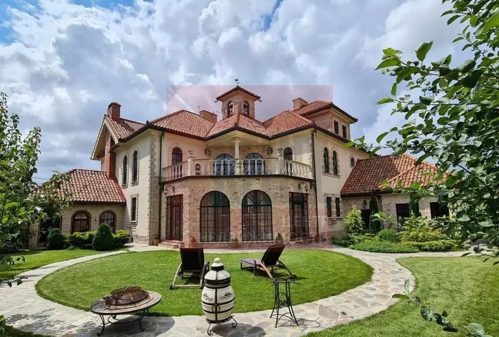 Дом в Калининградская область, Гурьевск ул. Павла Кожина, 1 (690 м) - Фото 2