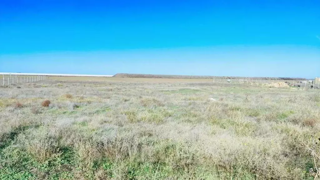Участок в Крым, Сакский район, с. Суворовское ул. Суворовская, 1А (8.0 ... - Фото 1
