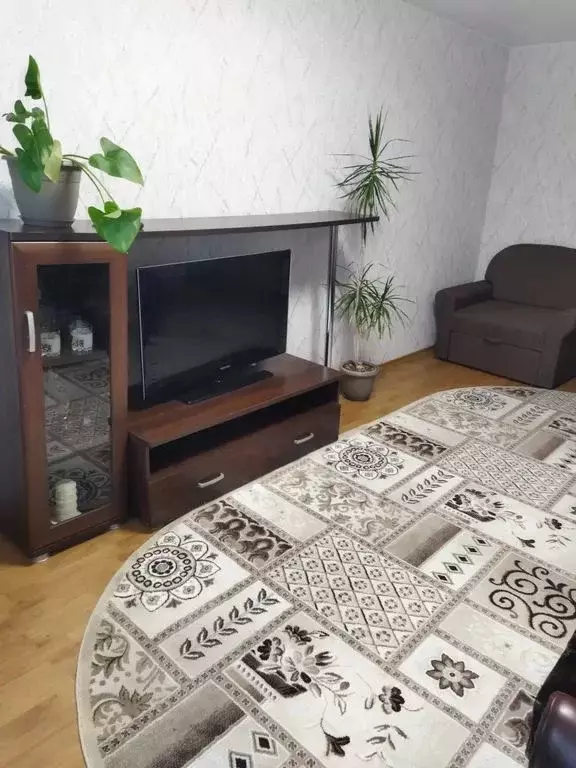 2-к кв. Псковская область, Псков Конная ул., 6 (54.0 м) - Фото 0