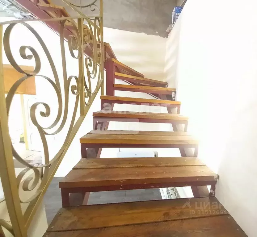 Дом в Хабаровский край, Комсомольск-на-Амуре ул. Декабристов, 41 (165 ... - Фото 0