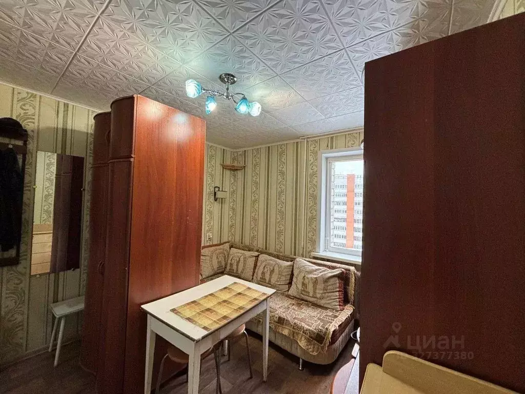 Комната Чувашия, Чебоксары просп. 9-й Пятилетки, 2 (11.6 м) - Фото 1