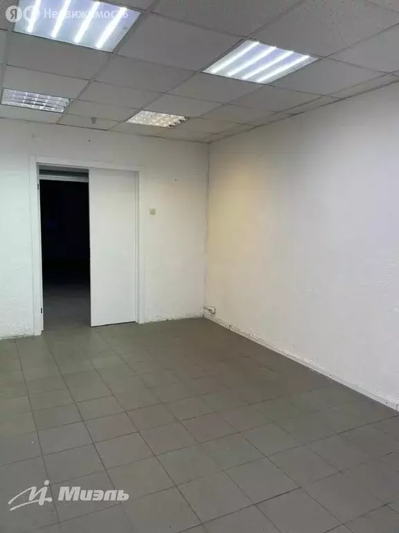 Помещение свободного назначения (100 м) - Фото 1