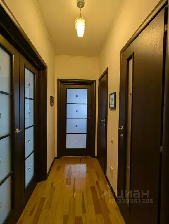 2-к кв. Бурятия, Улан-Удэ ул. Жердева, 140А (67.2 м) - Фото 2