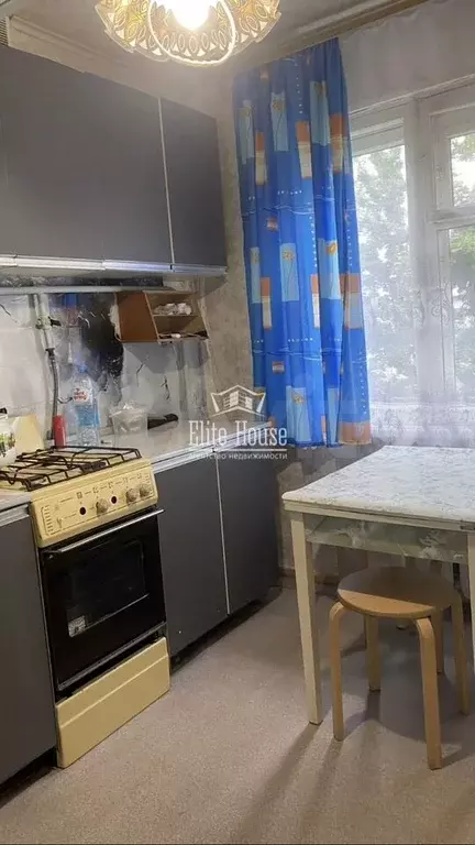 2-к. квартира, 46 м, 5/5 эт. - Фото 0