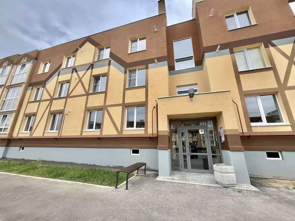 2-к кв. Калужская область, Калуга ул. Андрея Алешина, 2к1 (49.8 м) - Фото 0