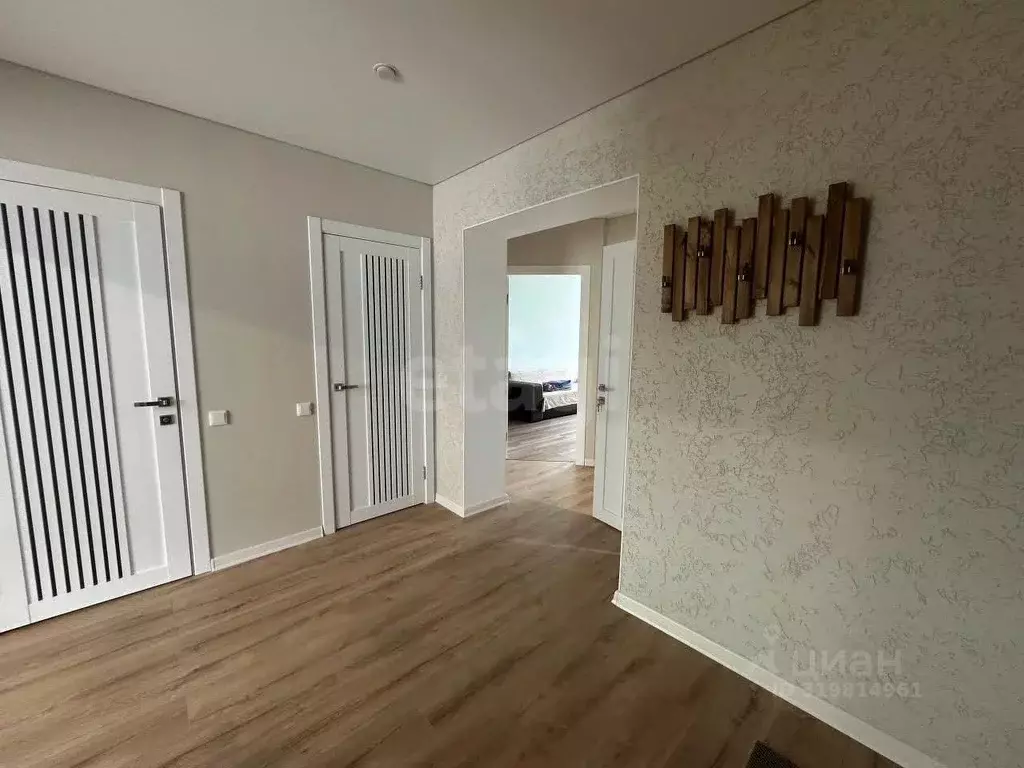 3-к кв. Ямало-Ненецкий АО, Салехард ул. Патрикеева, 8к2 (87.4 м) - Фото 1