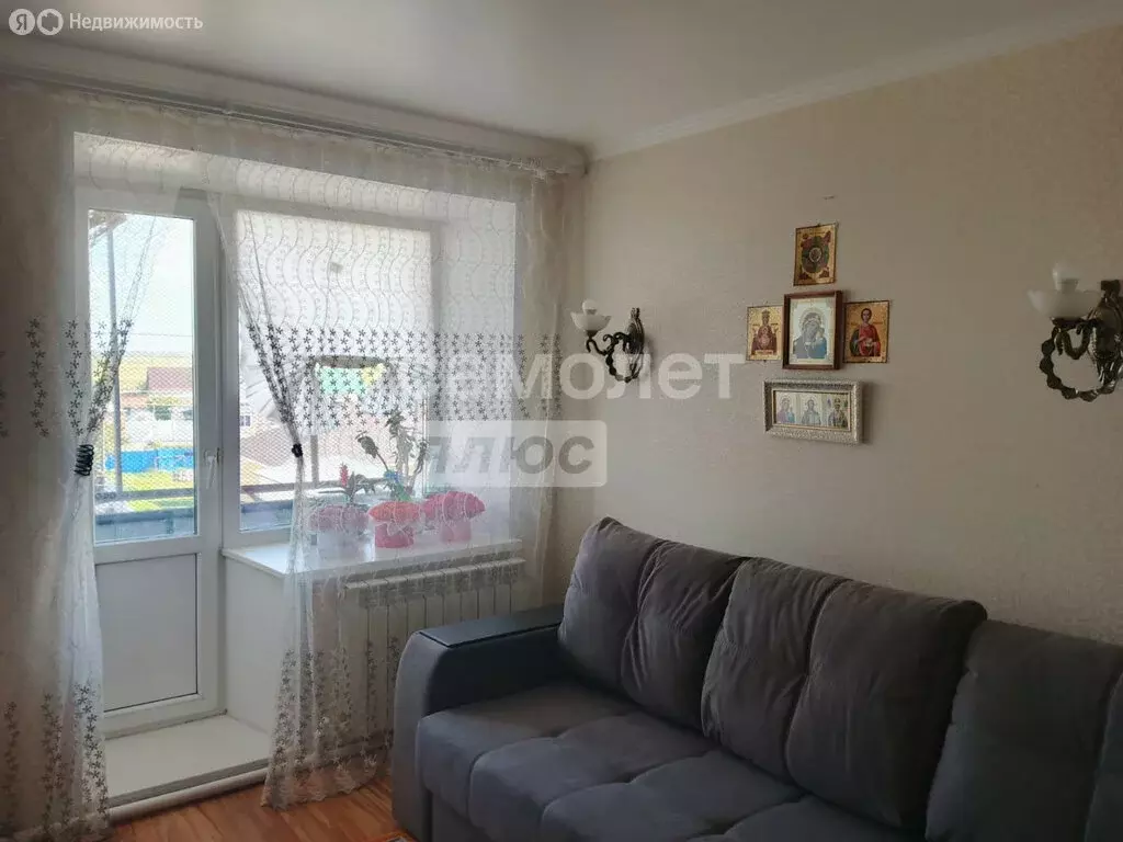 4-комнатная квартира: Стрехнино, улица 70 лет Октября, 1 (78.2 м) - Фото 1