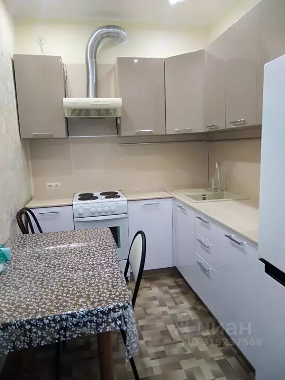 1-к кв. Томская область, Томск ул. 1-я Рабочая, 8 (35.0 м) - Фото 1