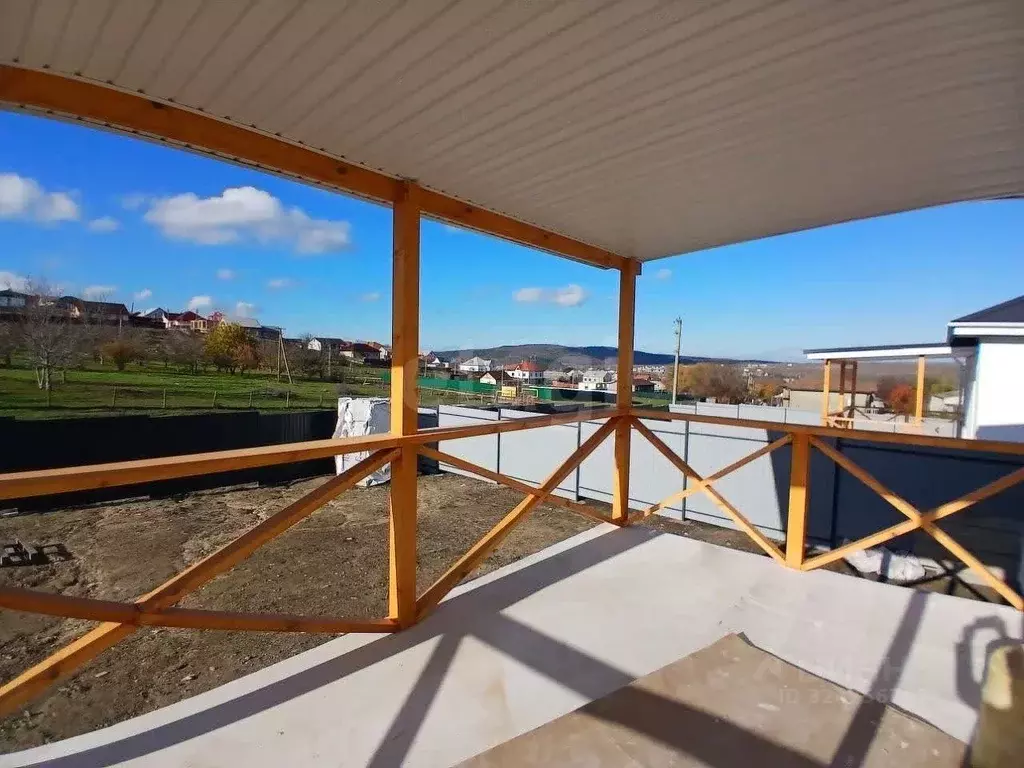 Дом в Крым, Симферопольский район, с. Мирное  (102 м) - Фото 1