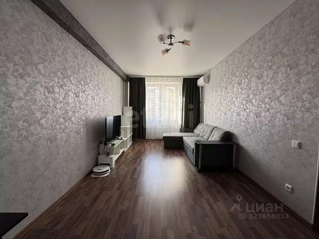 1-к кв. Оренбургская область, Оренбург Загородное ш., 14 (38.7 м) - Фото 0