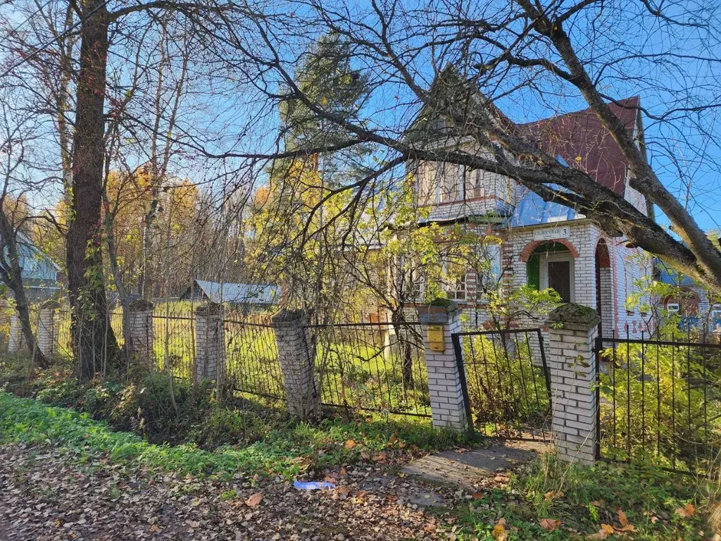 Дом в Санкт-Петербург, Санкт-Петербург, Петергоф ул. Солнечная, 3 (163 ... - Фото 1