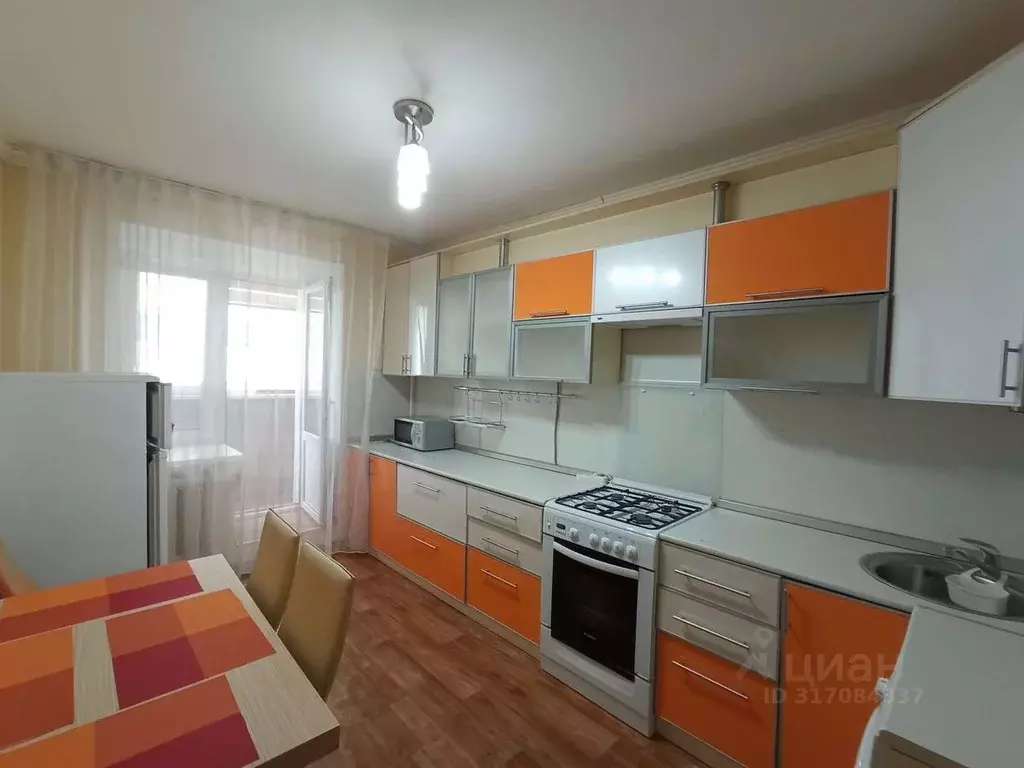 2-к кв. Брянская область, Брянск Советская ул., 95 (56.5 м) - Фото 0