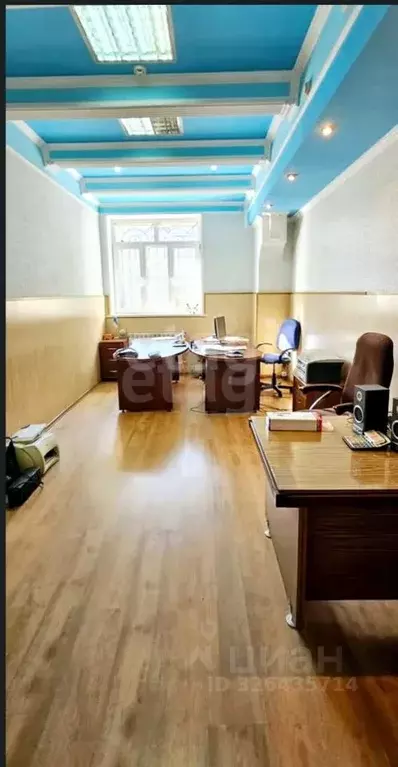 Помещение свободного назначения в Северная Осетия, Владикавказ просп. ... - Фото 1