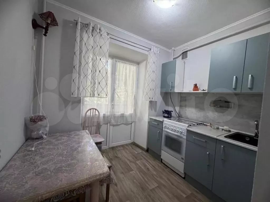 2-к. квартира, 46 м, 3/9 эт. - Фото 0