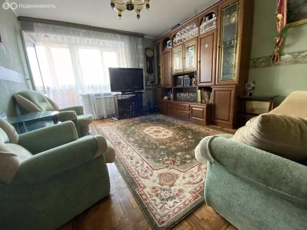 3-комнатная квартира: Нижний Новгород, Полтавская улица, 2 (64.8 м) - Фото 0