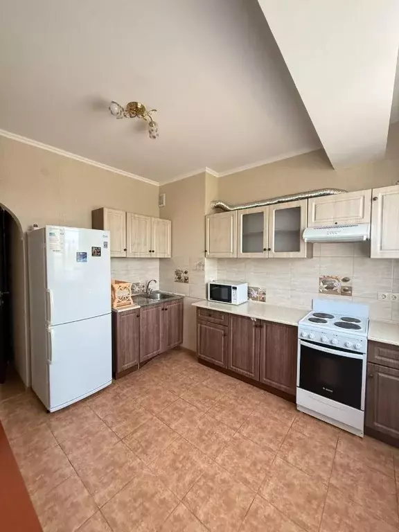 1-к кв. Крым, Симферополь ул. Караманова, 3 (48.0 м) - Фото 1