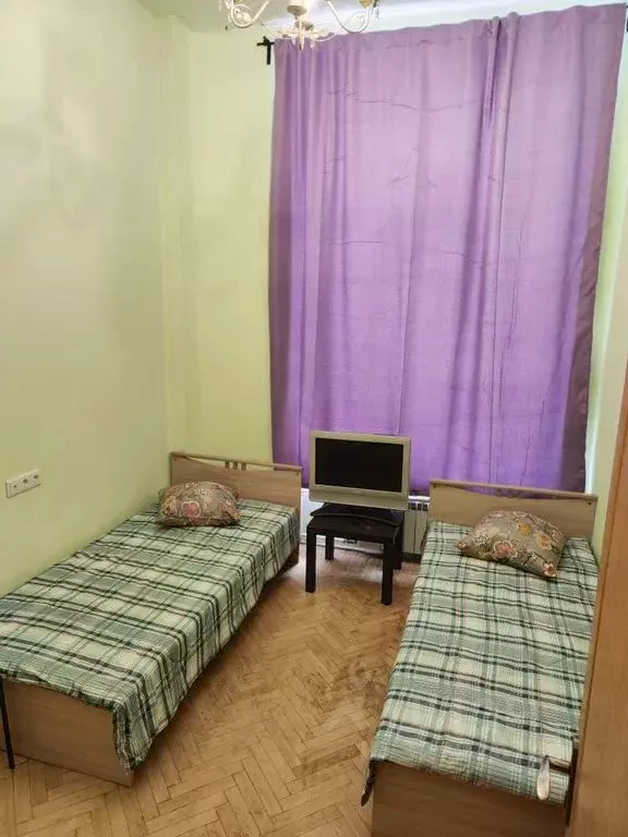 Комната Санкт-Петербург ул. Восстания, 19 - Фото 1