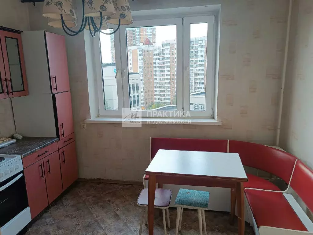 Продается 3-комнатная квартира - Фото 1