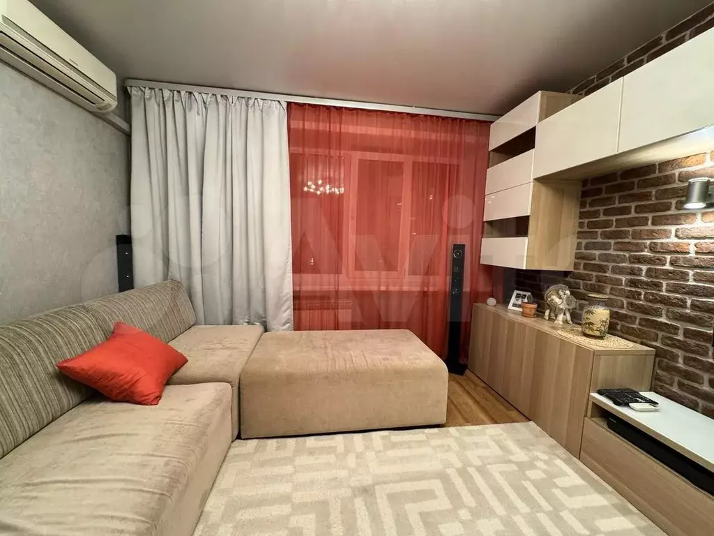 2-к. квартира, 49 м, 4/10 эт. - Фото 0