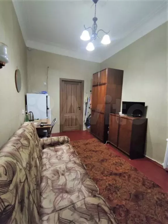 Комната 14 м в 4-к., 4/6 эт. - Фото 0