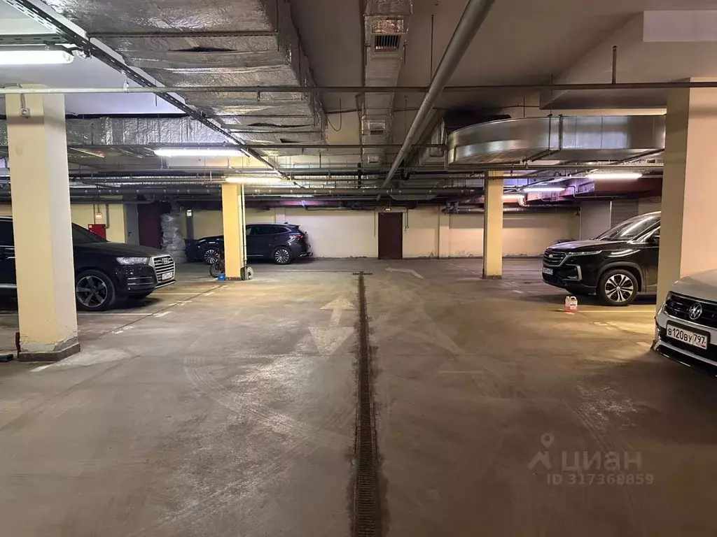 Гараж в Московская область, Химки 9 Мая ул., 8А (17 м) - Фото 1