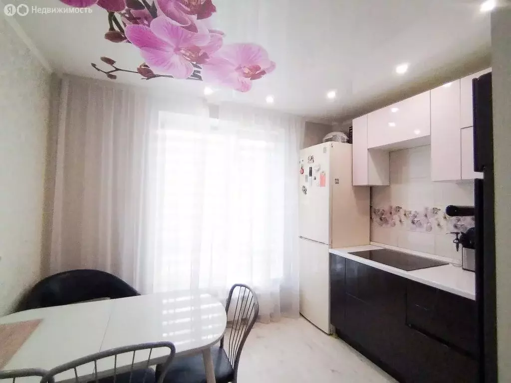 2-комнатная квартира: Калуга, улица Петра Тарасова, 39 (48 м) - Фото 2