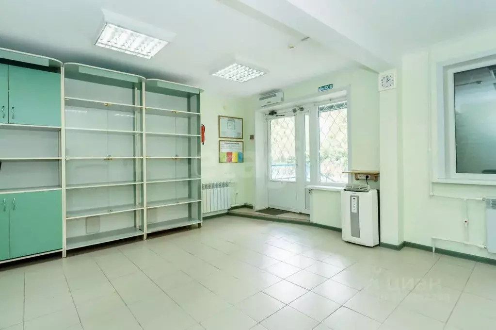 Офис в Алтайский край, Бийск ул. Воинов-интернационалистов, 100 (31 м) - Фото 1