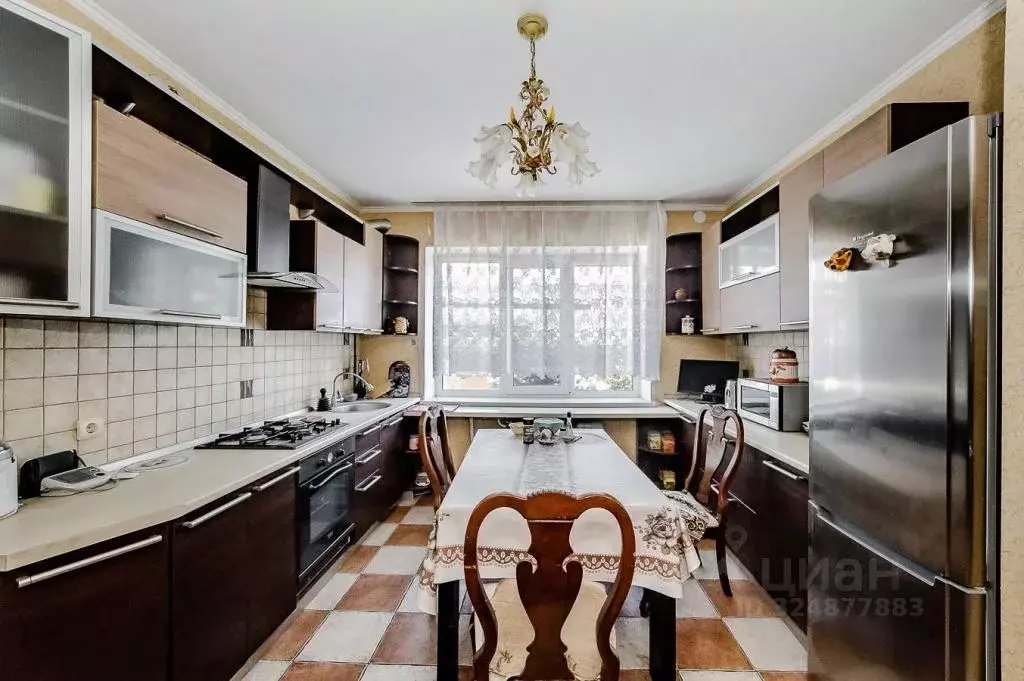 Дом в Краснодарский край, Динской район, Новотитаровская ст-ца ... - Фото 1