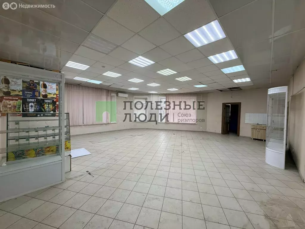 Торговая площадь (100 м) - Фото 2