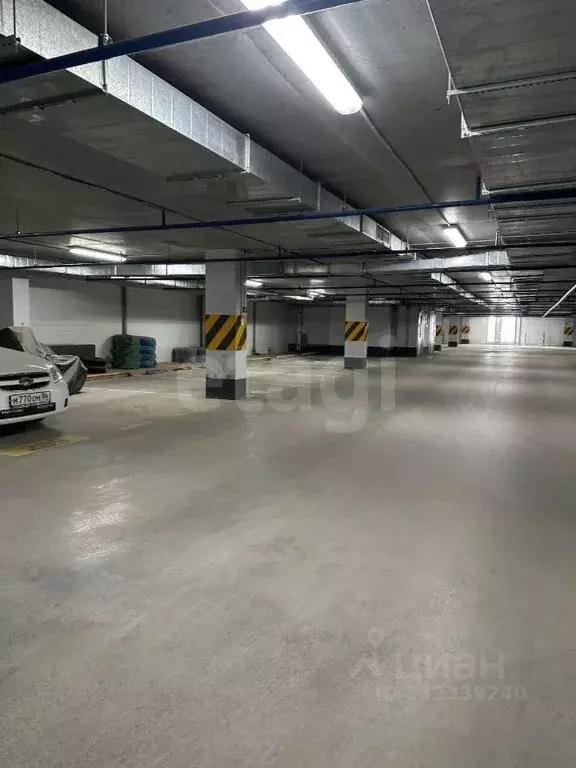 Гараж в Тюменская область, Тюмень ул. Тимофея Чаркова, 89 (13 м) - Фото 1