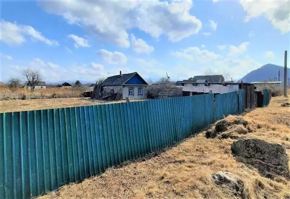 Дом в Приморский край, Партизанский муниципальный округ, пос. Боец ... - Фото 0