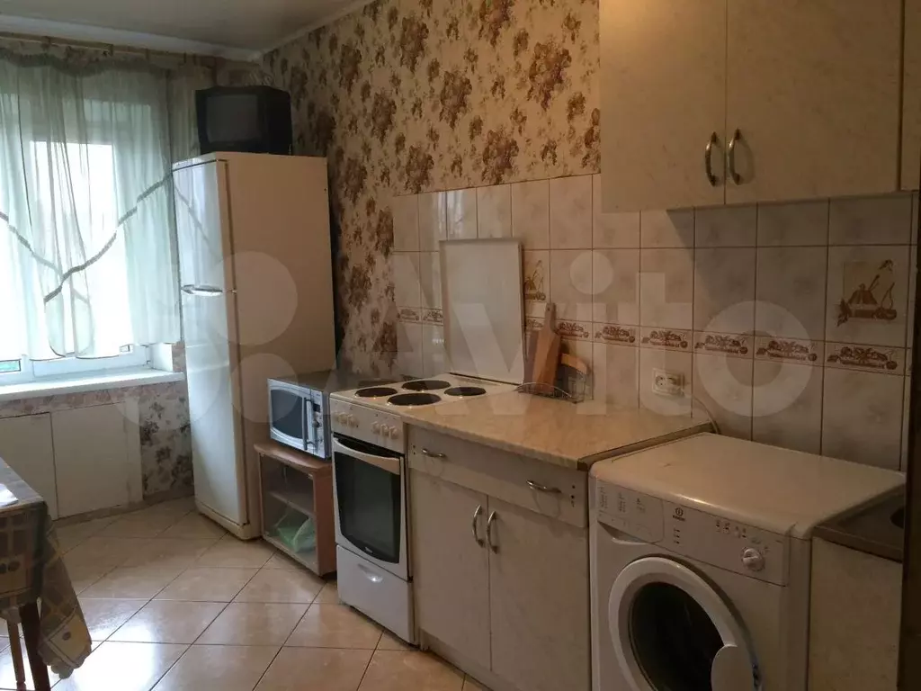 1-к. квартира, 40 м, 3/9 эт. - Фото 0