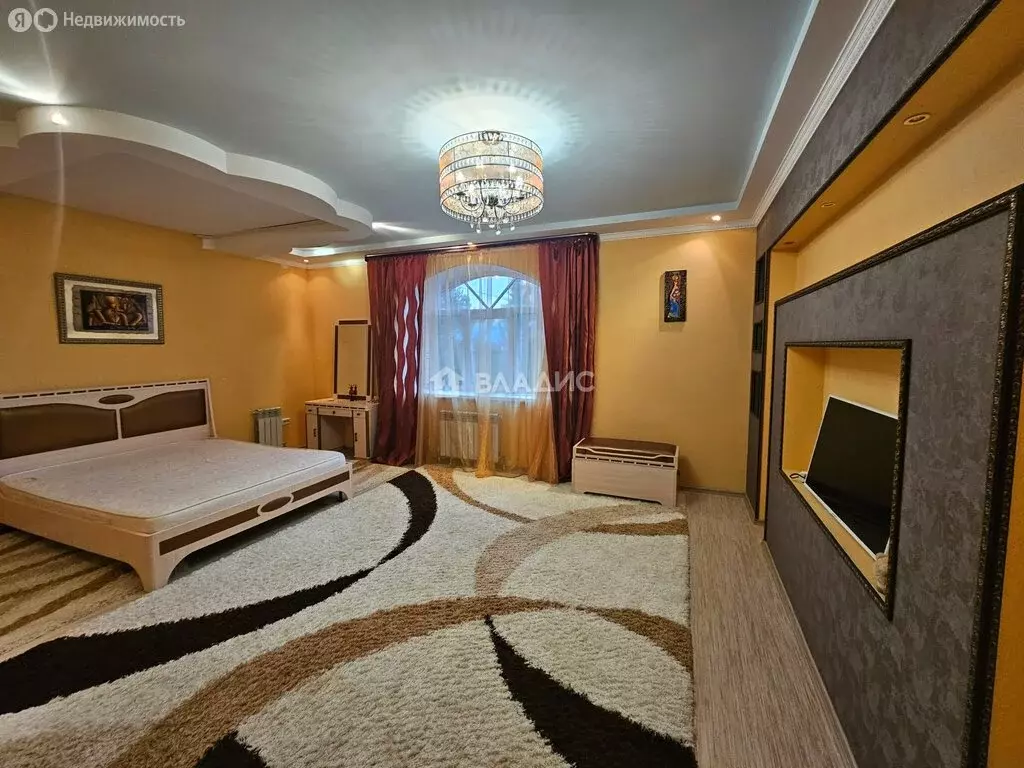 Дом в Тобольск, улица Чулкова (320 м) - Фото 1