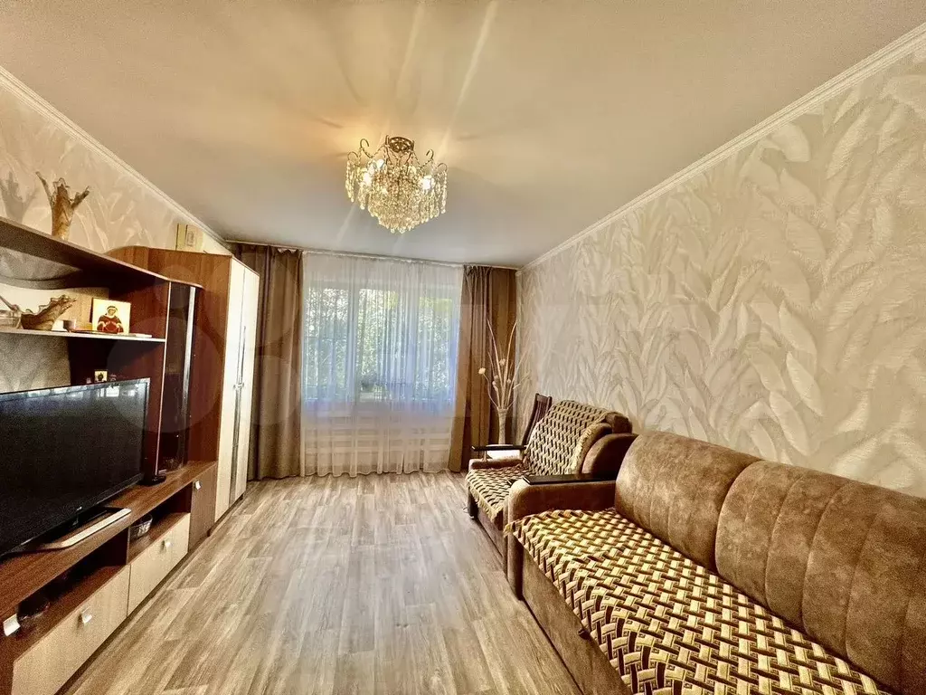 3-к. квартира, 63 м, 3/9 эт. - Фото 0