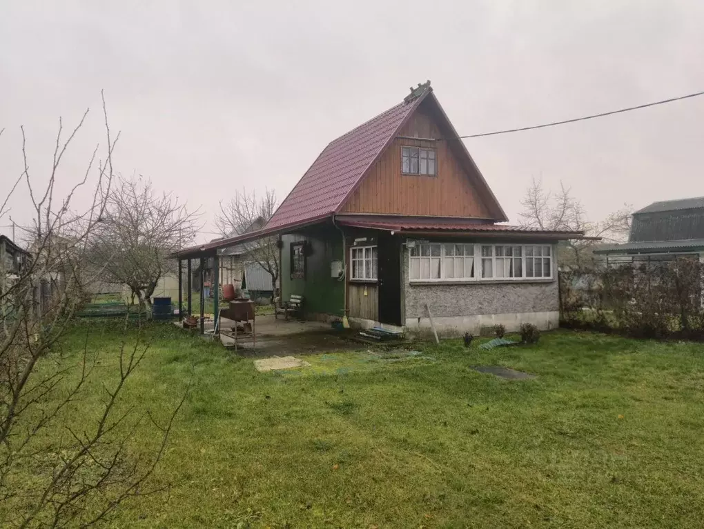 Дом в Ленинградская область, Кингисеппский район, Большелуцкое с/пос, ... - Фото 1