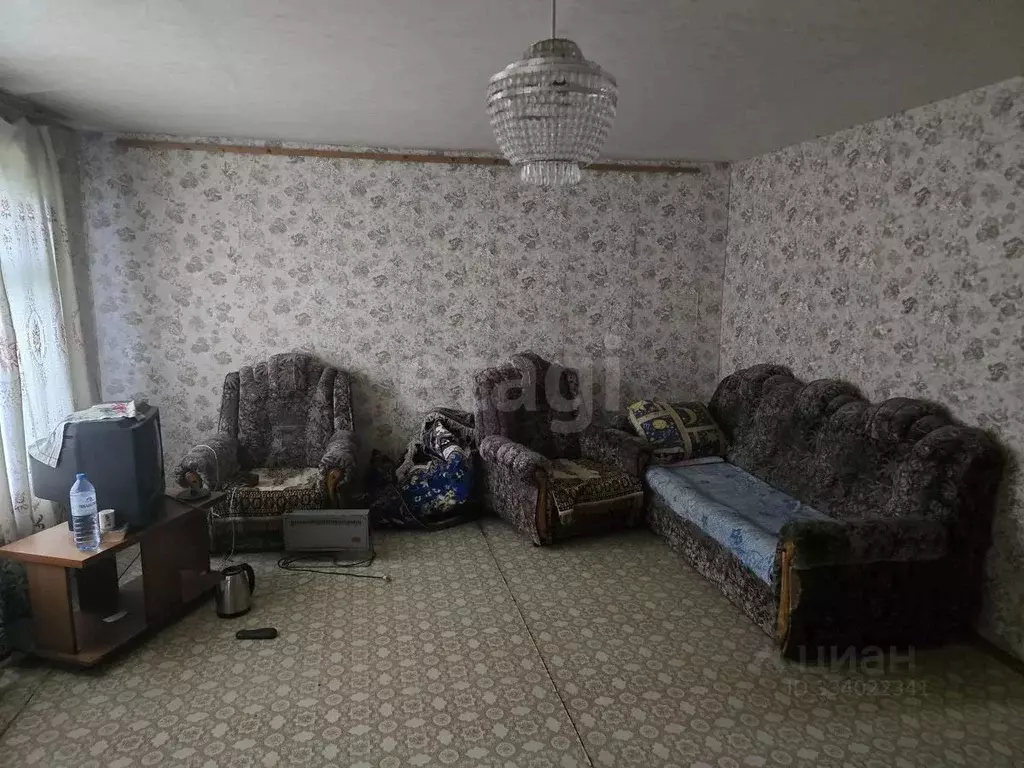 Дом в Самарская область, Большая Глушица с/пос, с. Большая Глушица ул. ... - Фото 1