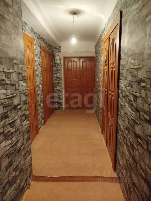 3-к кв. Псковская область, Остров ул. ДОС, 8 (99.1 м) - Фото 1