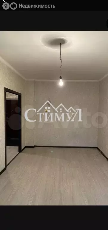 1-комнатная квартира: Абакан, улица Маршала Жукова, 89 (50 м) - Фото 0
