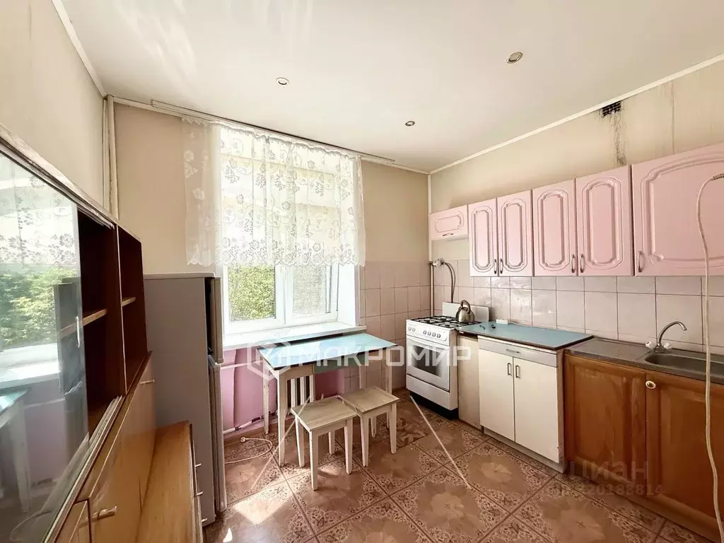 1-к кв. Кировская область, Киров ул. Сурикова, 8к1 (36.2 м) - Фото 2