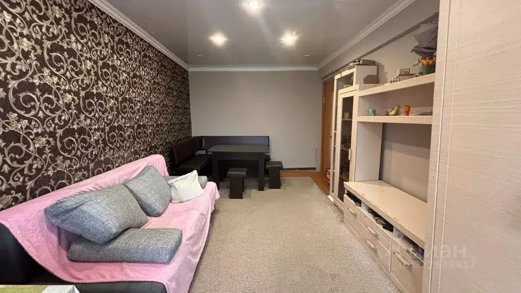 3-к кв. Калужская область, Малоярославецкий муниципальный округ, с. ... - Фото 2