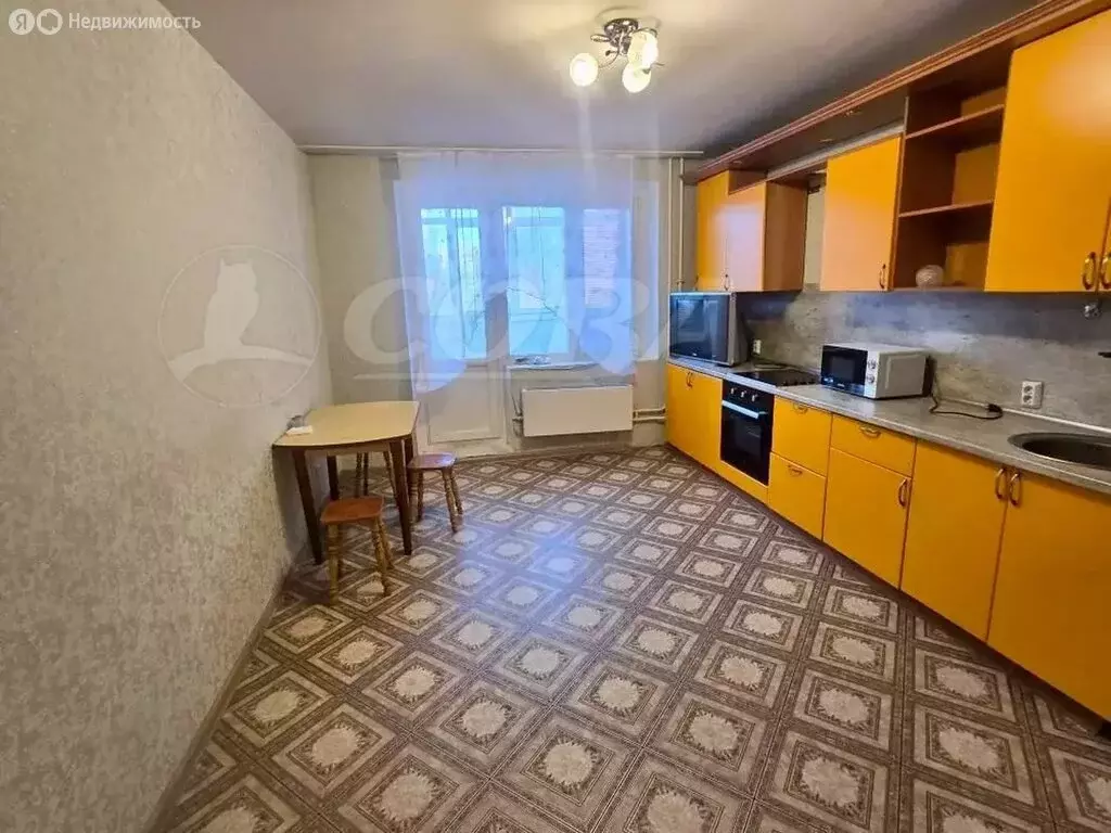 2-комнатная квартира: Тюмень, улица Московский Тракт, 150 (66 м) - Фото 1