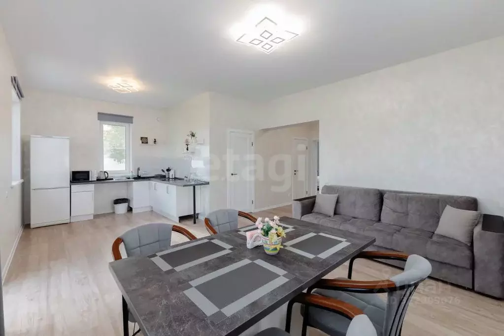 Дом в Свердловская область, Сысертский муниципальный округ, с. ... - Фото 1