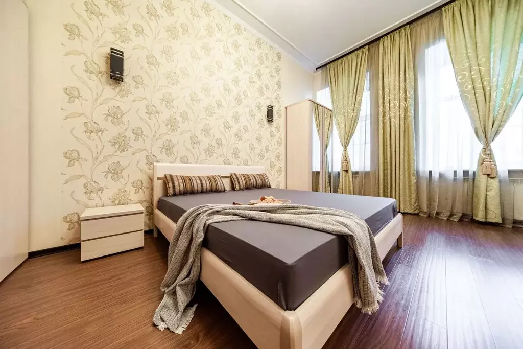 3-к кв. Санкт-Петербург Невский просп., 105 (100.0 м) - Фото 0