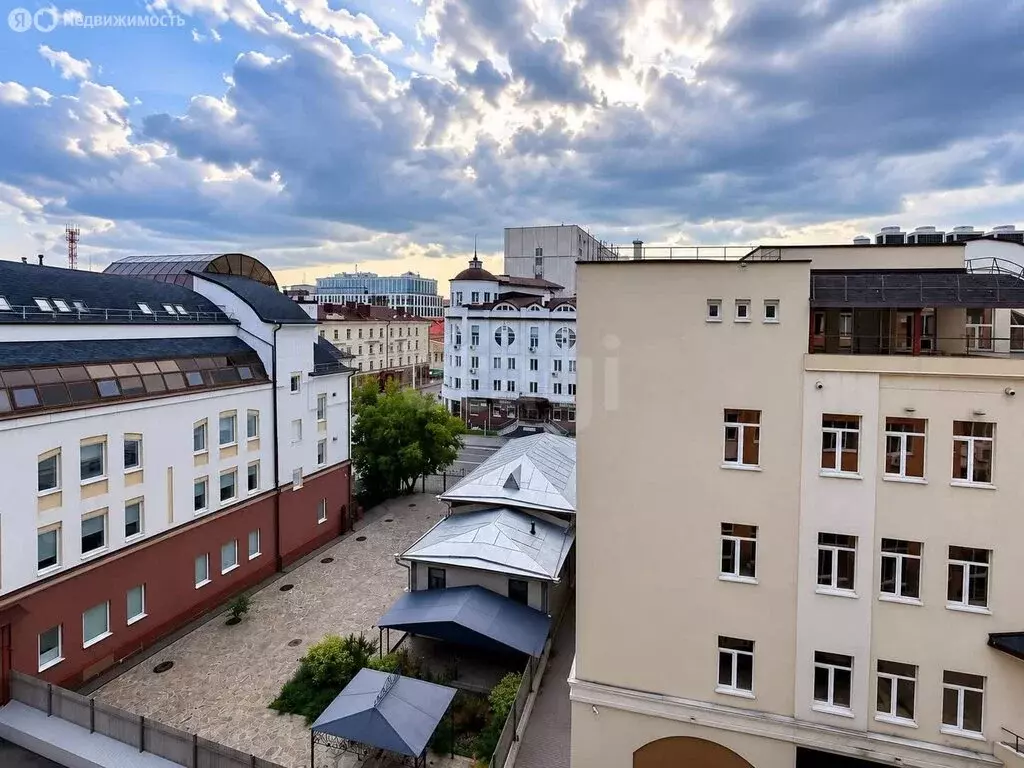 3-комнатная квартира: Тюмень, улица 8 Марта, 2 (162.8 м) - Фото 1