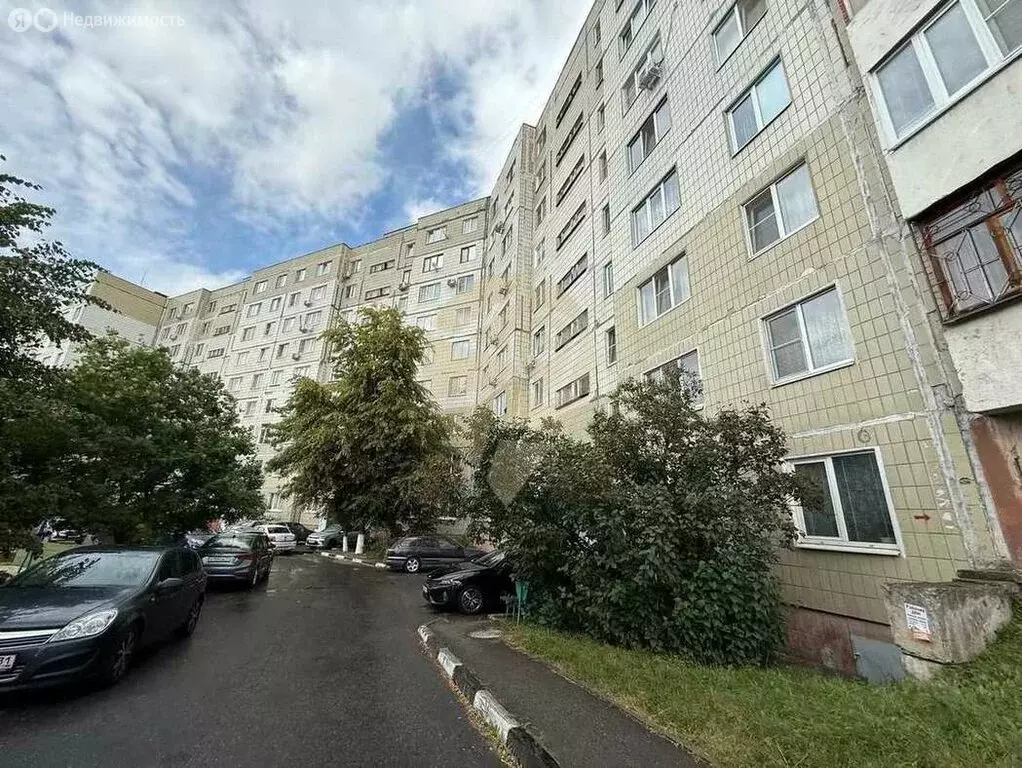 3-комнатная квартира: Старый Оскол, микрорайон Юбилейный, 3 (63.2 м) - Фото 0