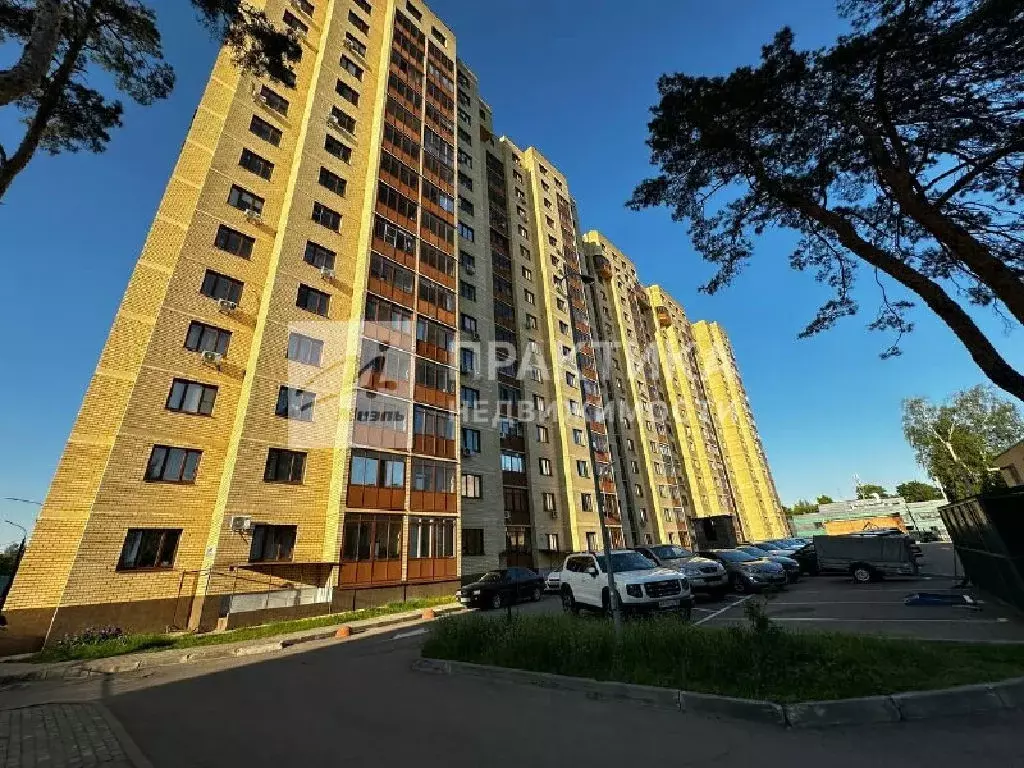 Продается 2-комнатная квартира - Фото 1