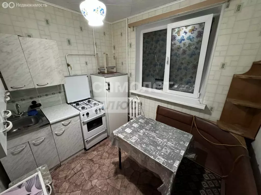2-комнатная квартира: Первоуральск, улица 50 лет СССР, 10 (38 м) - Фото 0