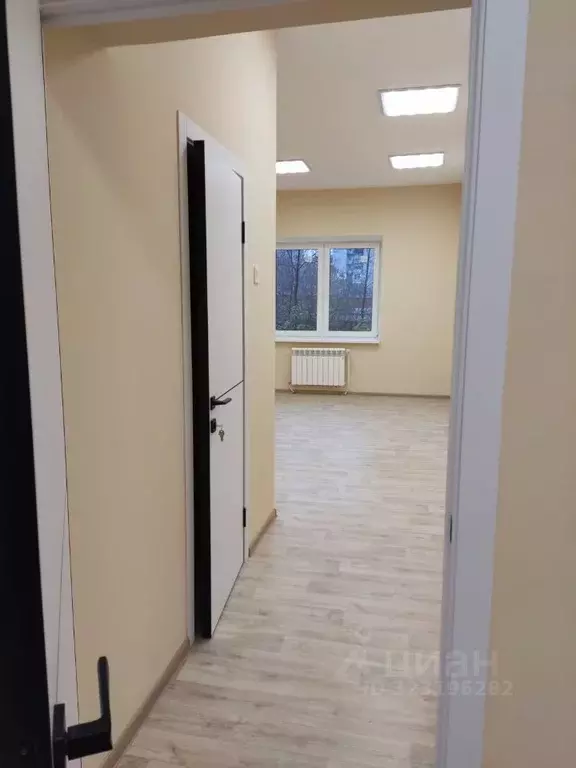 Офис в Чувашия, Чебоксары ул. Ленинского Комсомола, 7 (27 м) - Фото 2