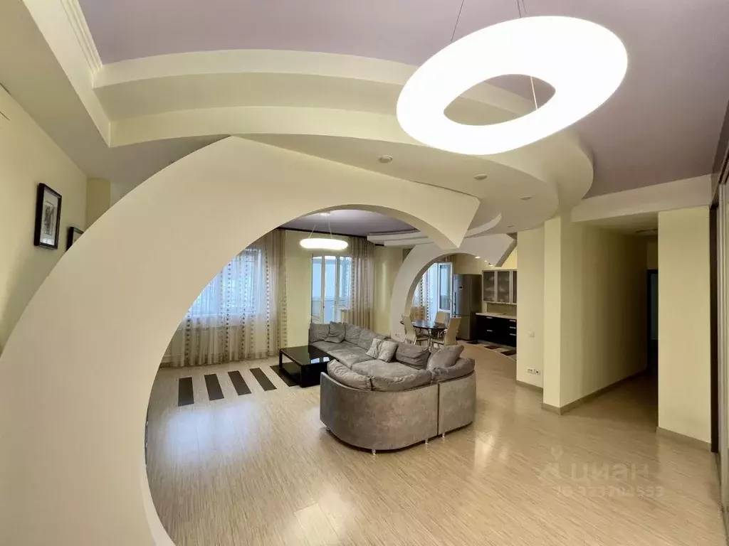 3-к кв. Красноярский край, Красноярск Ботаническая ул., 1е (102.2 м) - Фото 0